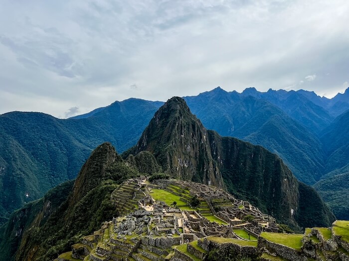 A classic photo at the Inca citadel showing off the best time to visit Machu Picchu.