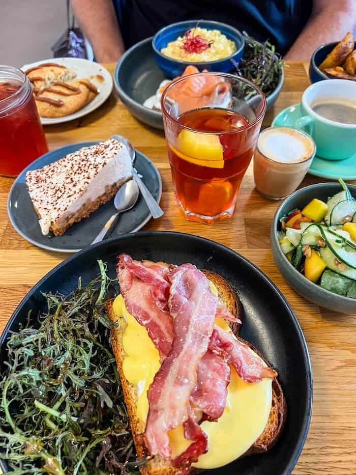 Brunch in Nantes, complete with iced tea and eggs Benedict