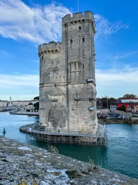 A view of the third tower in La Rochelle