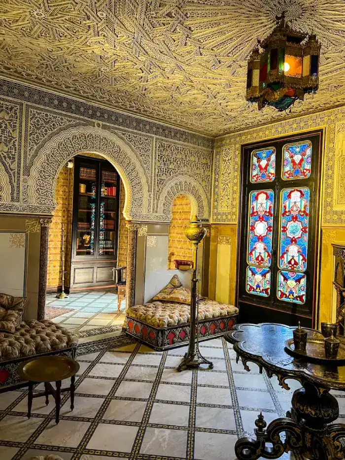 The Moorish salon inside the Château de Monte-Cristo