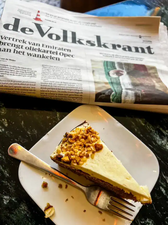 A cake at 't Koffieboontje, a cafe in Utrecht